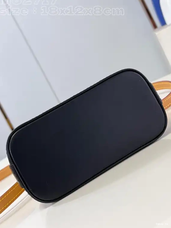 VUITTON LOUIS Alma-18*12*8cm Nano 0707